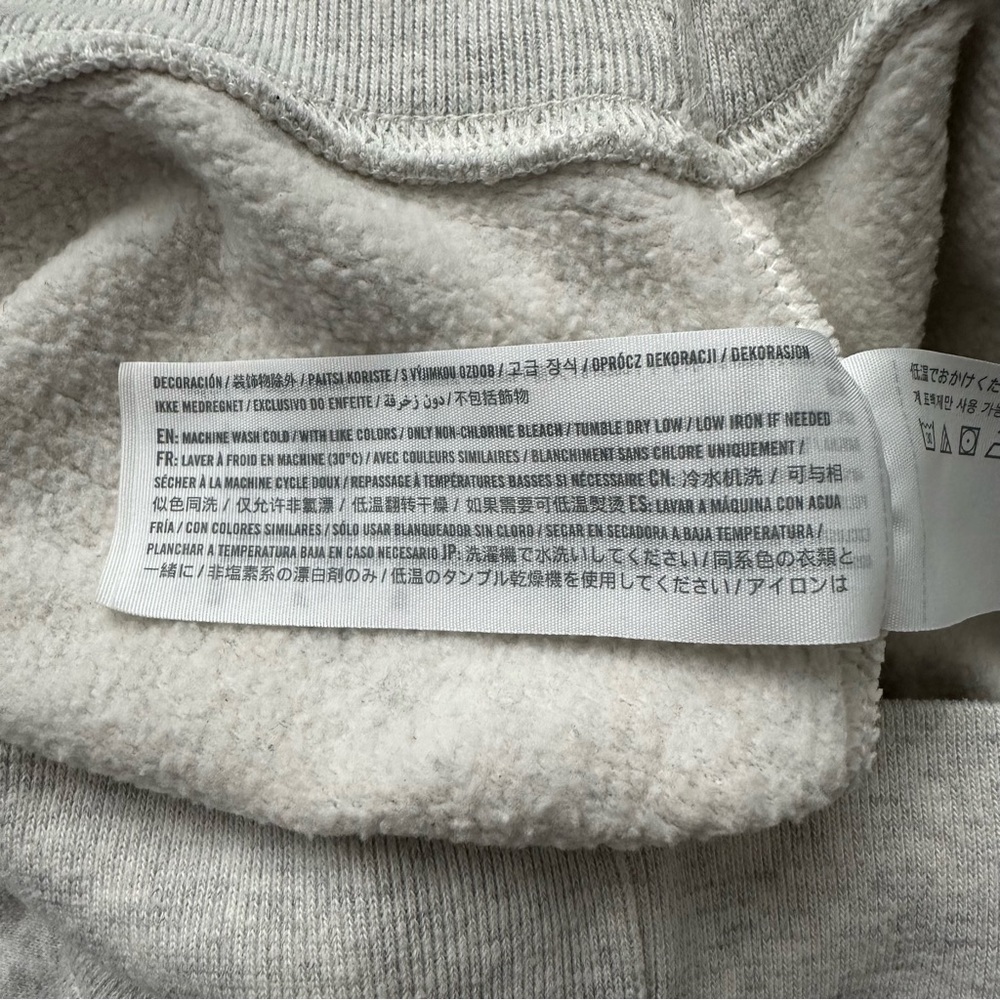 A&F Light Gray Soft Lace Up Front Cropped Long Sleeve Pullover Crew Sweatshirt - Picture 6 of 7